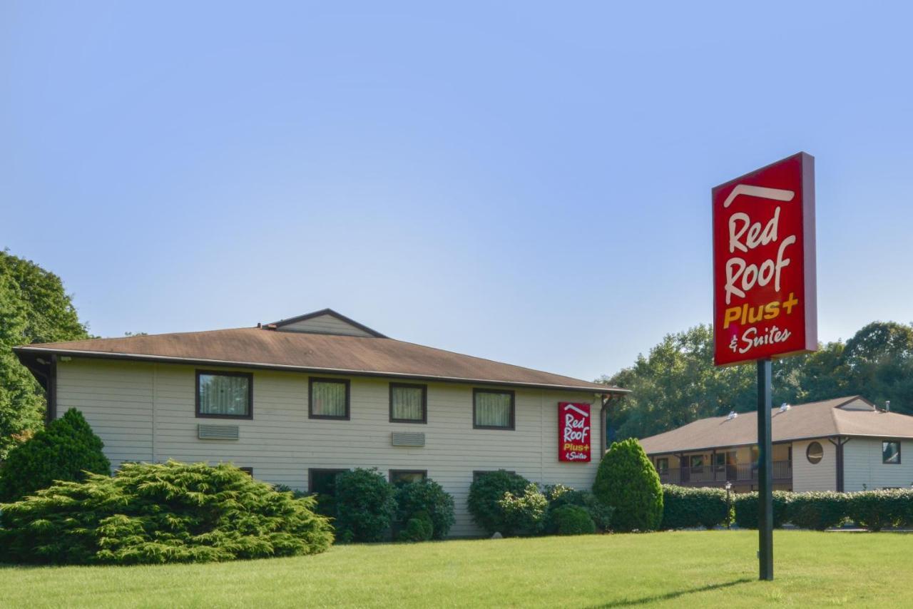 Red Roof Inn Plus+ & Suites Guilford Exterior foto